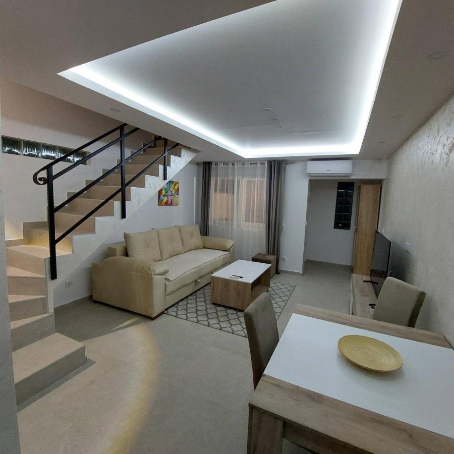 Apartman Lux Jelena Surcin Экстерьер фото